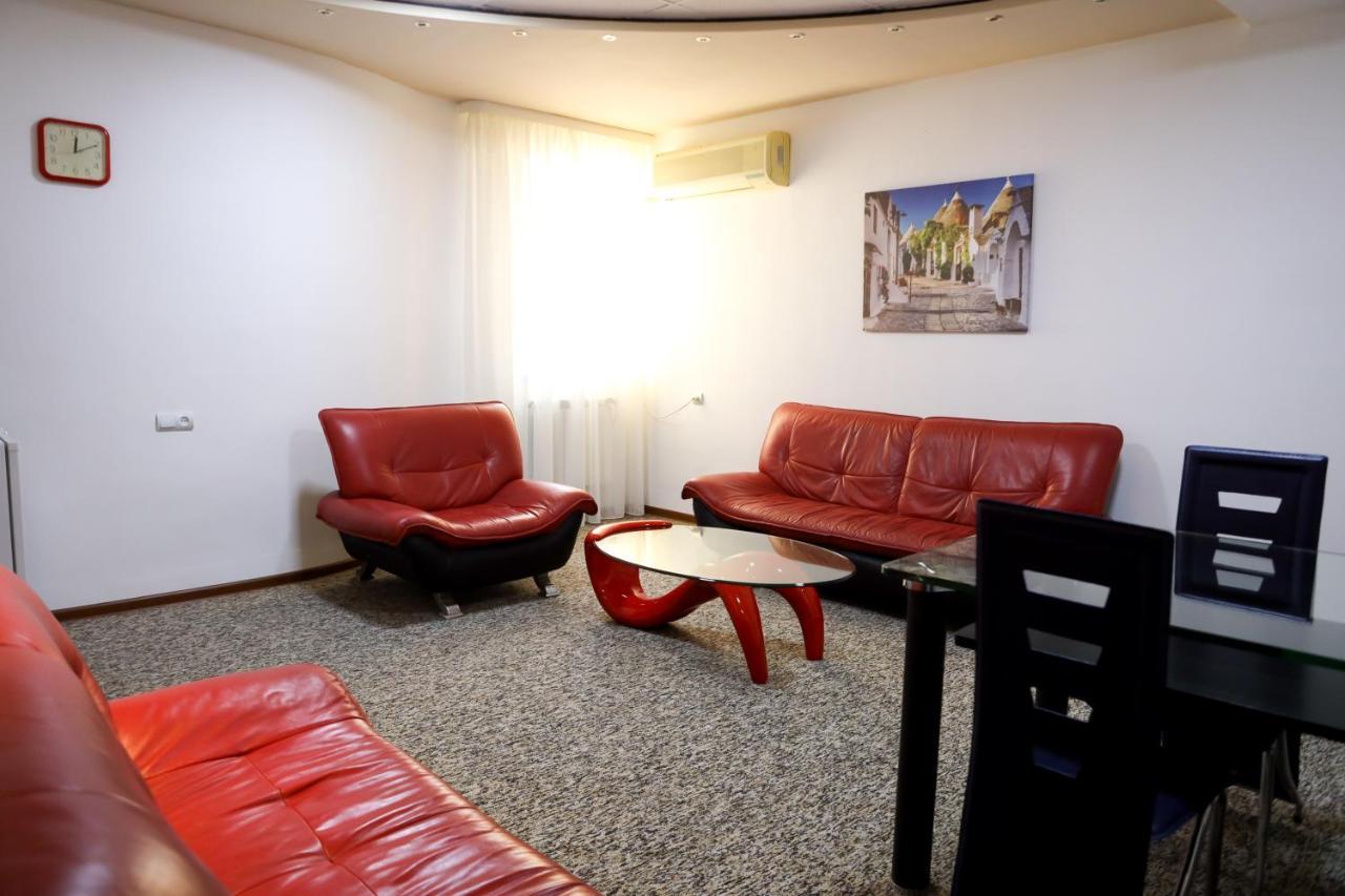 No Problem Hotel Yerevan Exterior photo